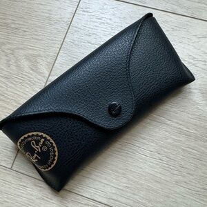RAYBAN Sunglasses Black Leather Case NEW